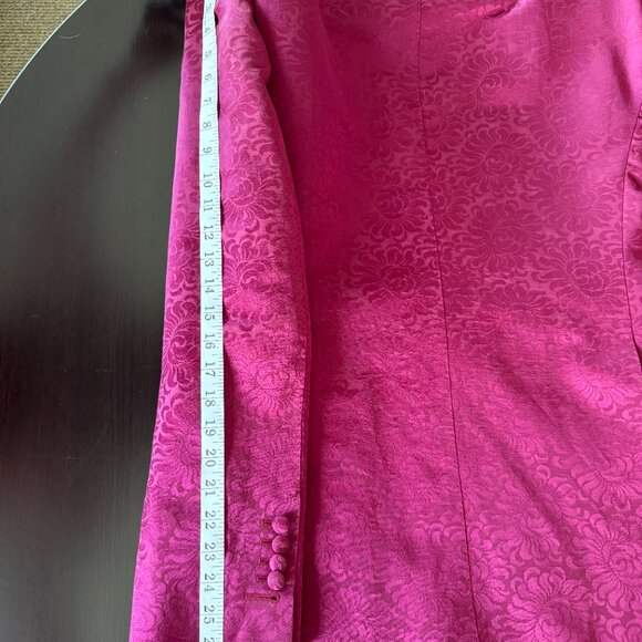 Tom Ford - Fuscia Floral Dinner Jacket - Picture 15 of 15